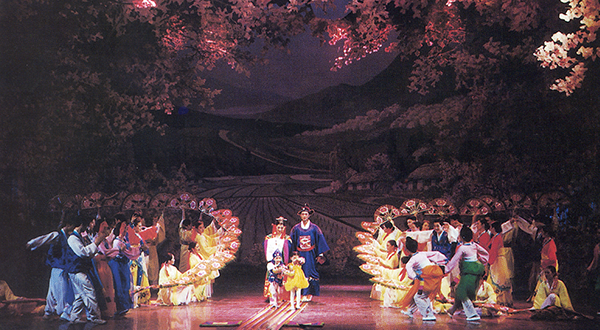 1997年舞蹈寺《长白情》剧照6-5